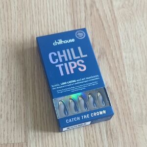 Chill House Chill Tips - Catch The Crown Press Ons
